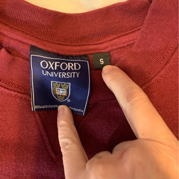 Oxford University UK Maroon embroidered crest Sweater 1231 size small crewneck - Picture 6 of 6